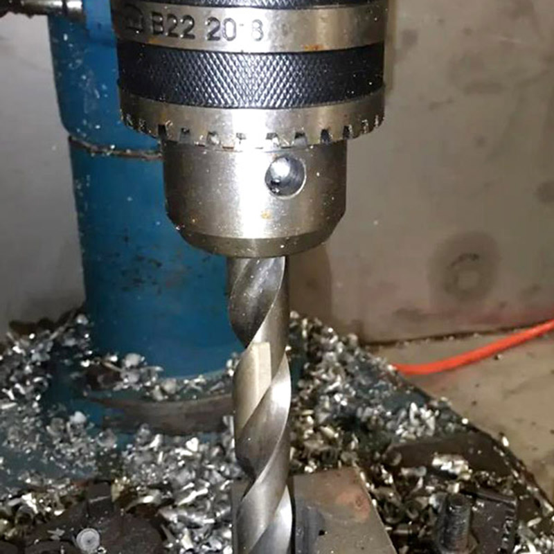 鉆孔攻牙 鉆孔攻牙